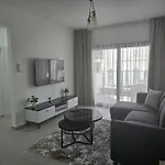 Apartment Caesar 1-bedroom With Pool View *