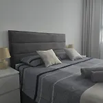Caesar 1-bedroom With Pool View *
