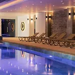 Caesar 1-bedroom With Pool View *