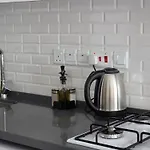 Caesar 1-bedroom With Pool View Apartment *