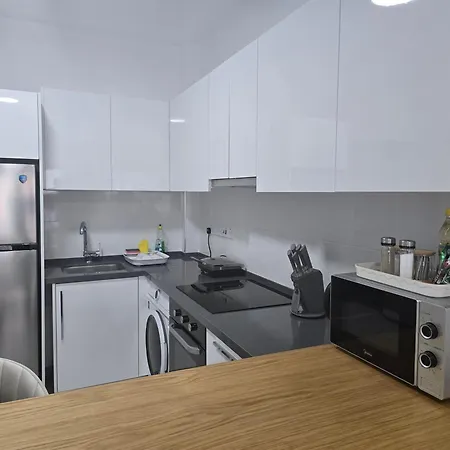 Caesar 1-bedroom With Pool View Daire *