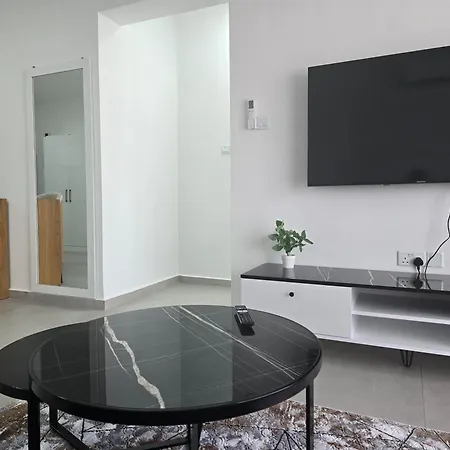Caesar 1-bedroom With Pool View