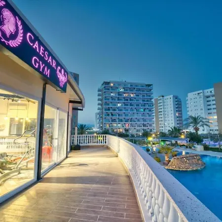 Daire Caesar 1-bedroom With Pool View