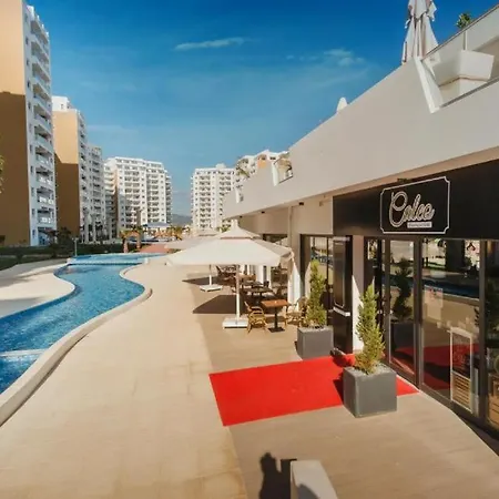 Caesar 1-bedroom With Pool View *