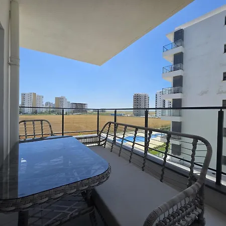 Caesar 1-bedroom With Pool View Daire *