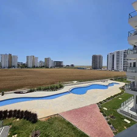 Caesar 1-bedroom With Pool View *