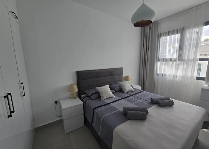 Aspasianus 1-bedroom Pool View In Caesar